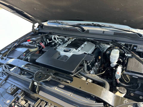 2018 Cadillac Escalade Luxury