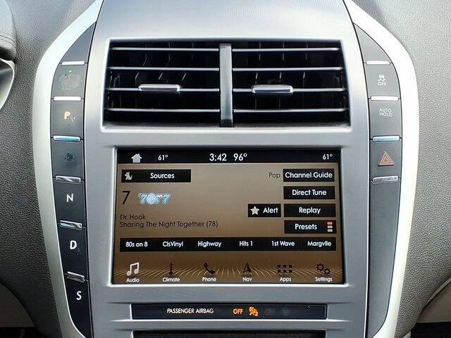 2017 Lincoln MKZ Select