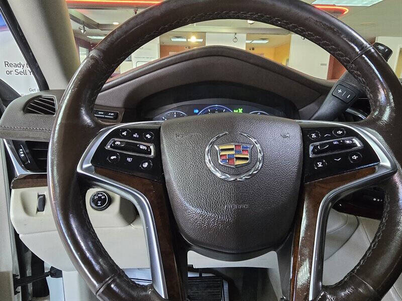 2015 Cadillac Escalade ESV Luxury