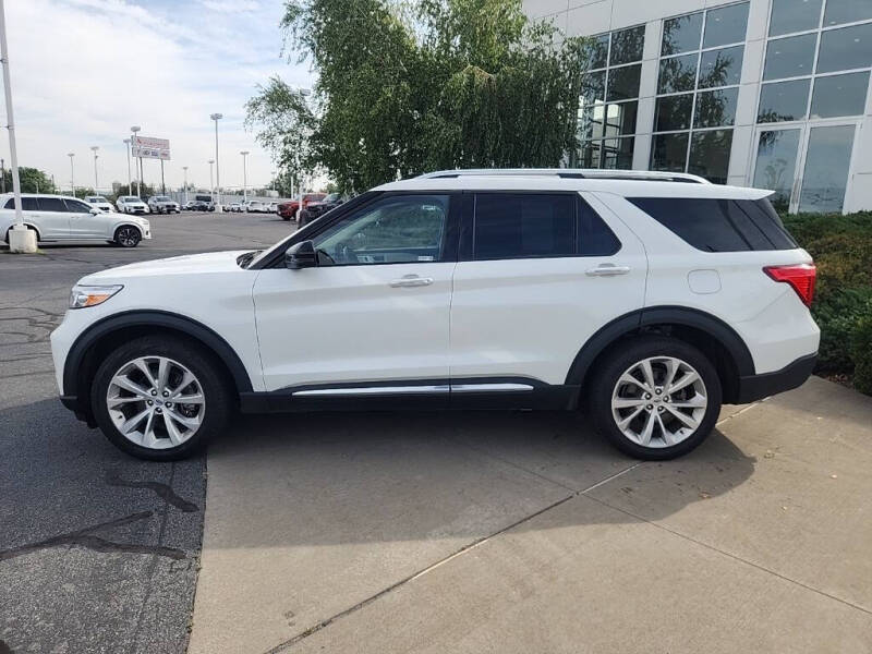 2022 Ford Explorer Hybrid Platinum