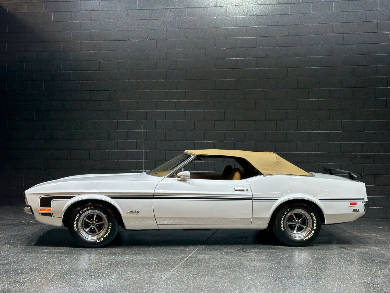 1971 Ford Mustang 25