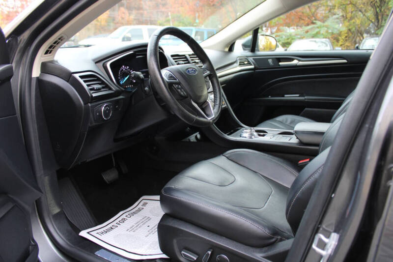 2020 Ford Fusion Titanium