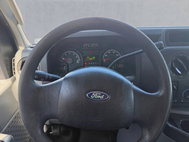 2013 Ford E-Series E-250
