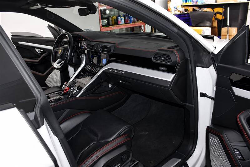 2019 Lamborghini Urus