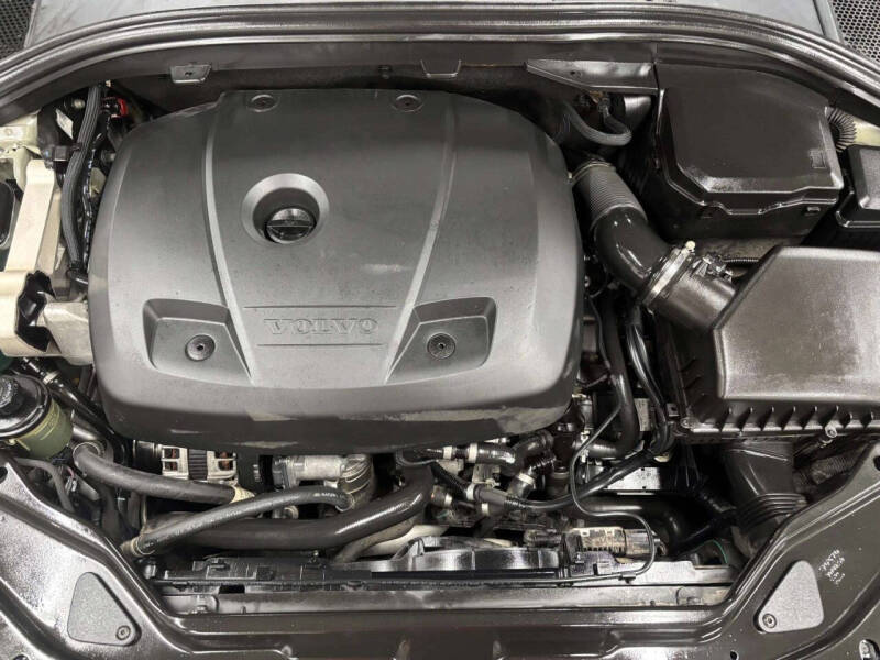 2017 Volvo XC60 T5 Dynamic