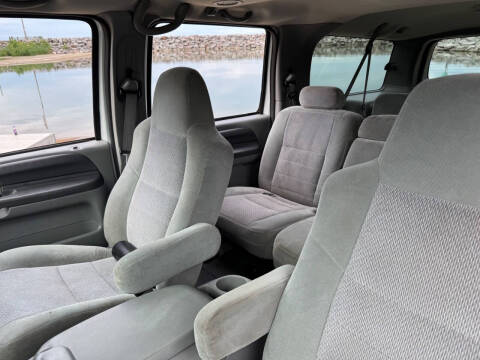 2003 Ford Excursion XLT