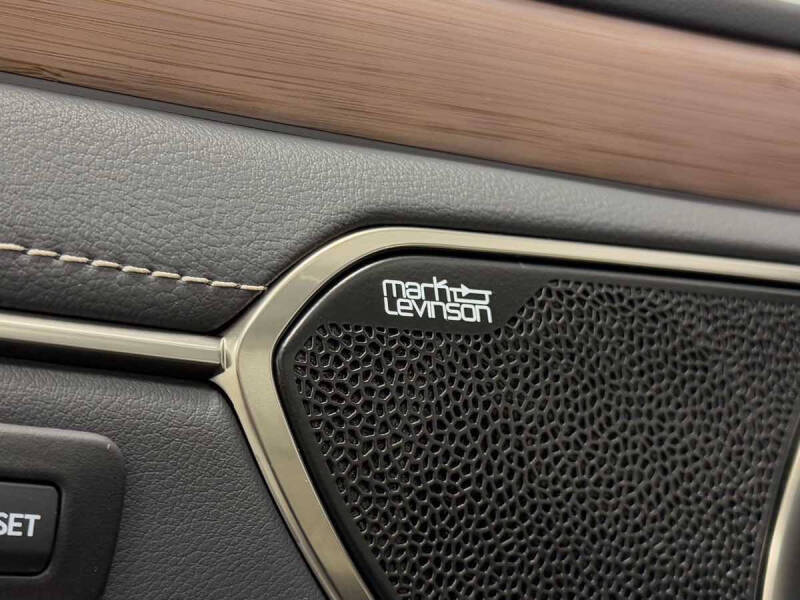 2025 Lexus ES 350 Ultra Luxury