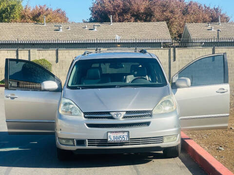 2004 Toyota Sienna XLE Limited 7 Passenger