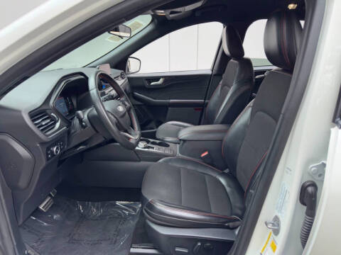 2024 Ford Escape Hybrid ST-Line Select