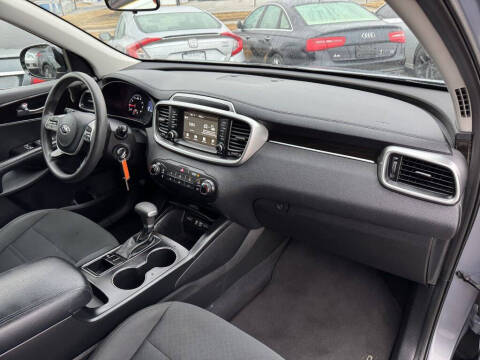 2020 Kia Sorento LX V6