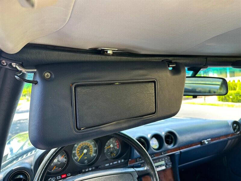 1986 Mercedes-Benz 560-Class 560 SL