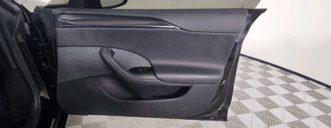 2023 Tesla Model S Plaid