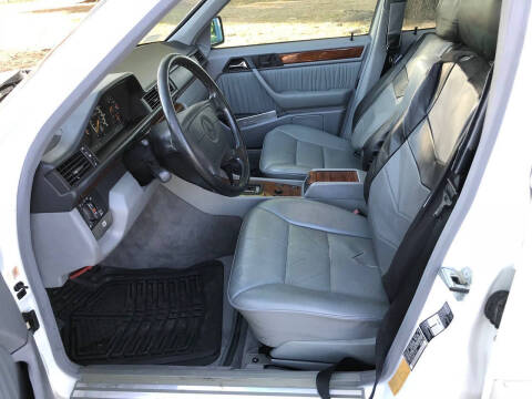 1994 Mercedes-Benz E-Class E 320