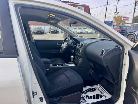 2015 Nissan Rogue Select S