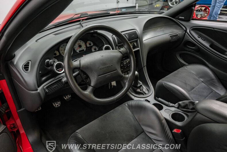 2004 Ford Mustang SVT Cobra