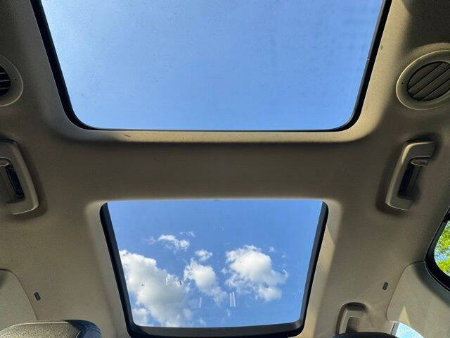 2013 Lincoln MKT