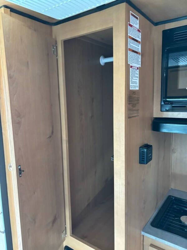 2026 Old School Trailers 865