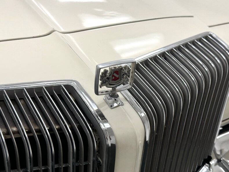 1976 Chrysler New Yorker