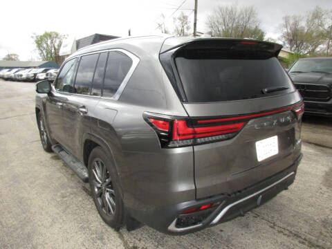 2023 Lexus LX 600 F SPORT Handling