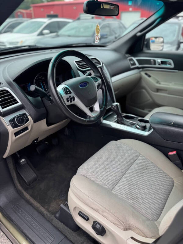 2012 Ford Explorer XLT