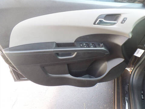 2015 Chevrolet Sonic LT Auto