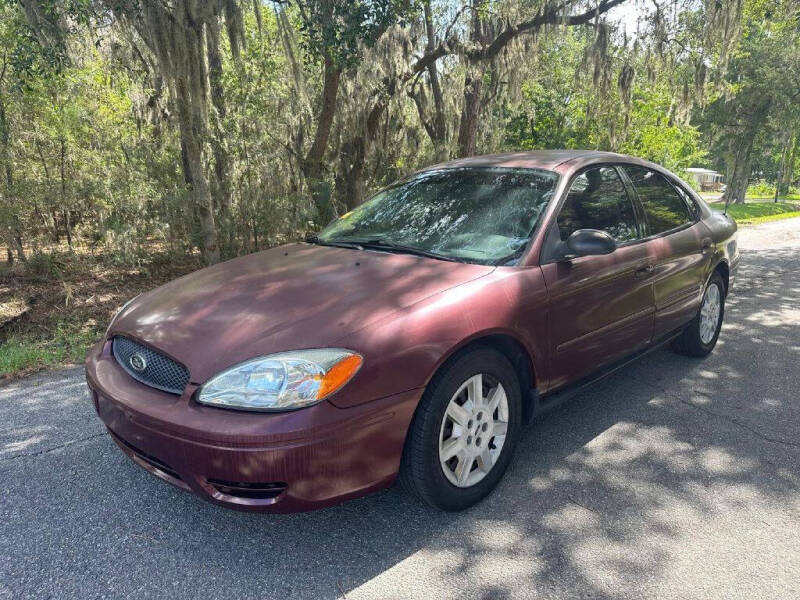 2005 Ford Taurus SE
