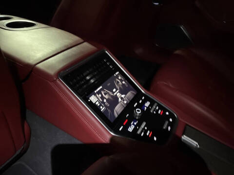 2017 Porsche Panamera Turbo