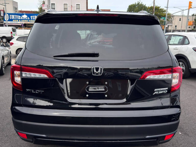 2022 Honda Pilot SE