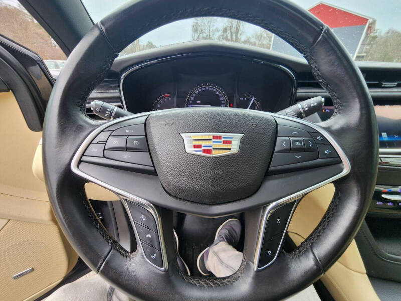 2017 Cadillac XT5 Luxury