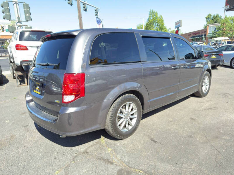 2016 Dodge Grand Caravan SE