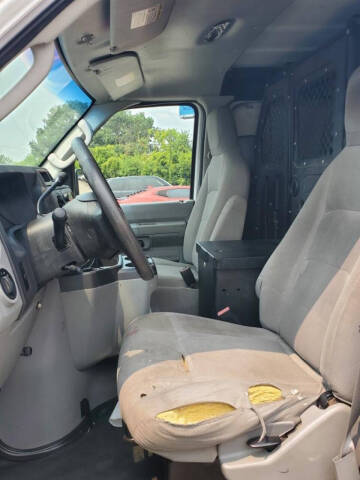 2011 Ford E-Series E-250