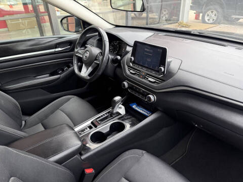 2021 Nissan Altima 2.5 SV