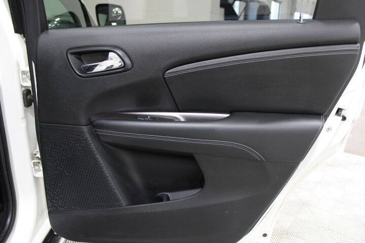 2019 Dodge Journey Crossroad