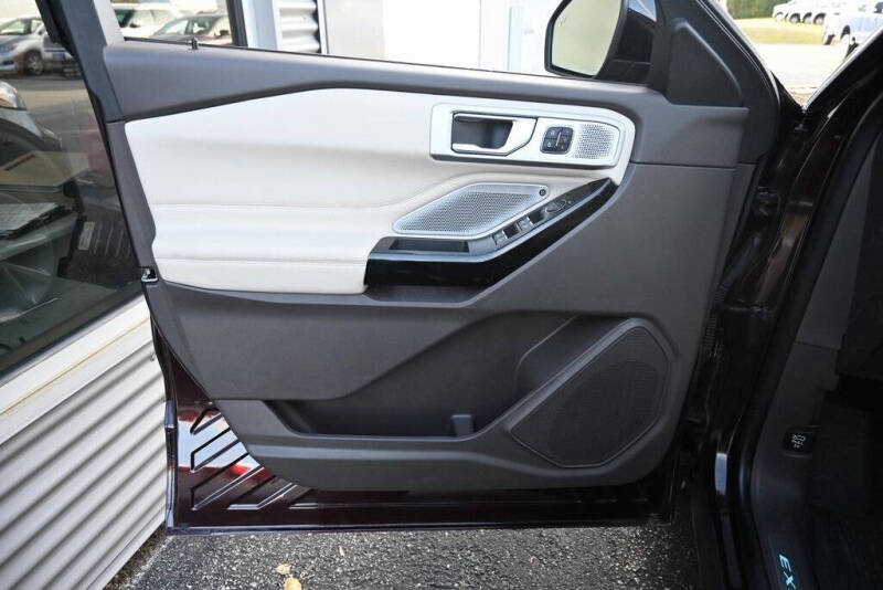 2022 Ford Explorer Platinum