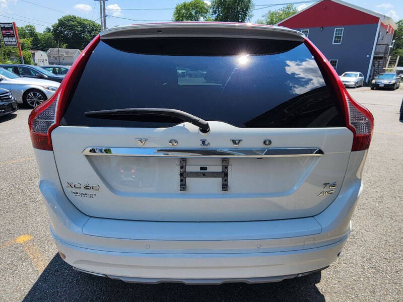 2016 Volvo XC60 T6 Drive-E