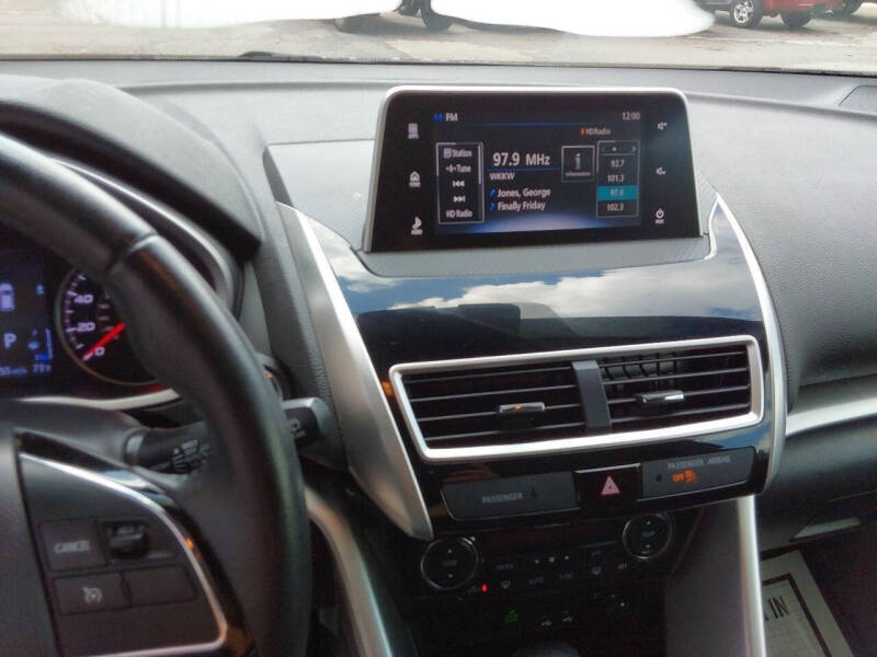 2020 Mitsubishi Eclipse Cross SE