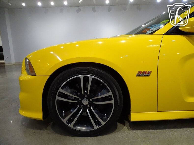 2012 Dodge Charger SRT8 Super Bee