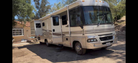 2003 Winnebago Adventurer