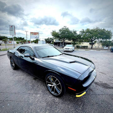 2018 Dodge Challenger SXT Plus