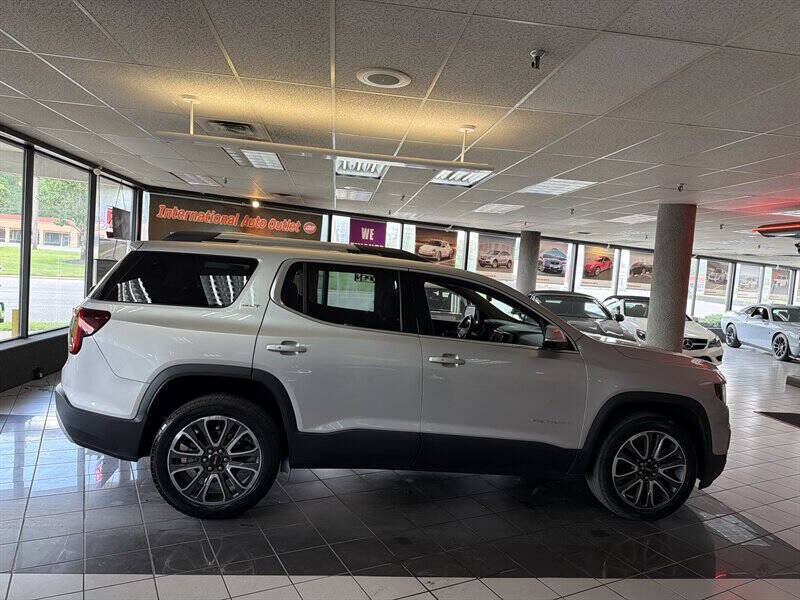 2020 GMC Acadia SLT