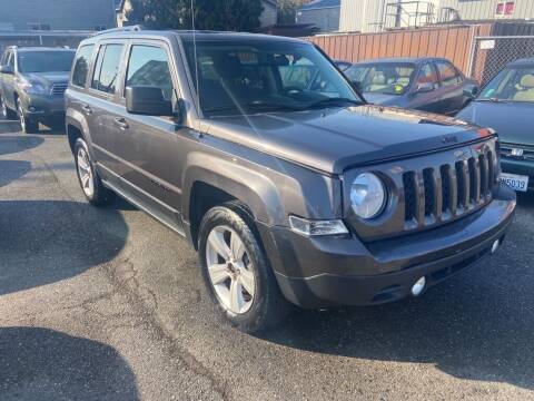 2014 Jeep Patriot for sale at Auto Link Seattle in Seattle WA