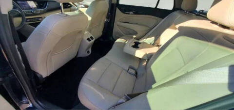 2019 Buick Regal TourX Essence