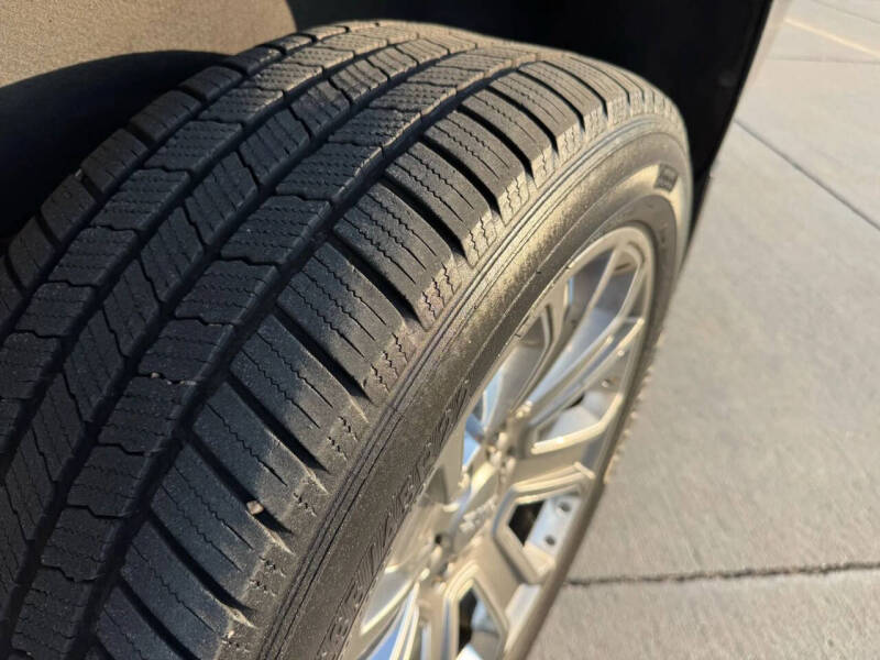 2017 GMC Yukon XL Denali