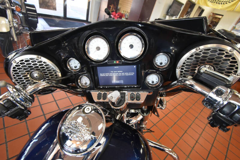 2012 Harley-Davidson Street Glide FLHX