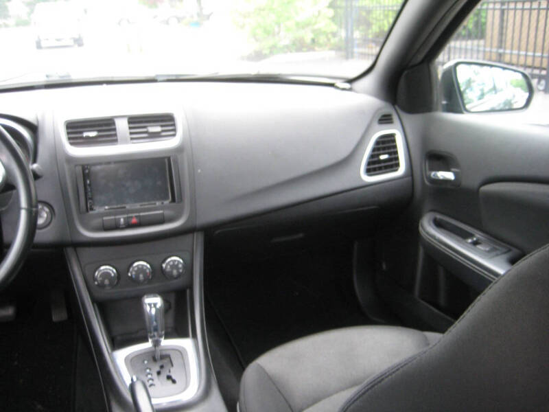 2014 Dodge Avenger SXT