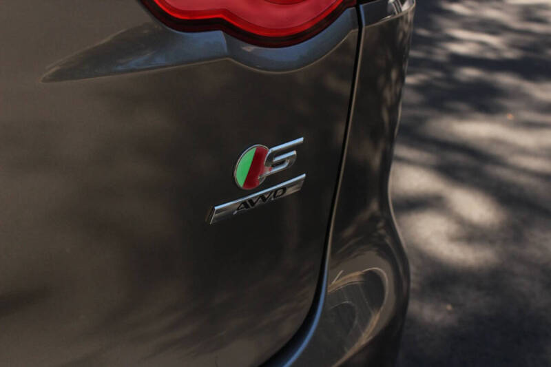 2017 Jaguar F-PACE S