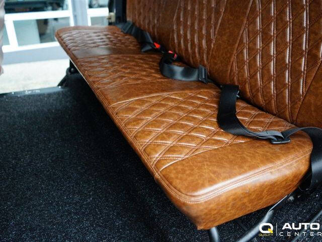 1987 Land Rover Defender