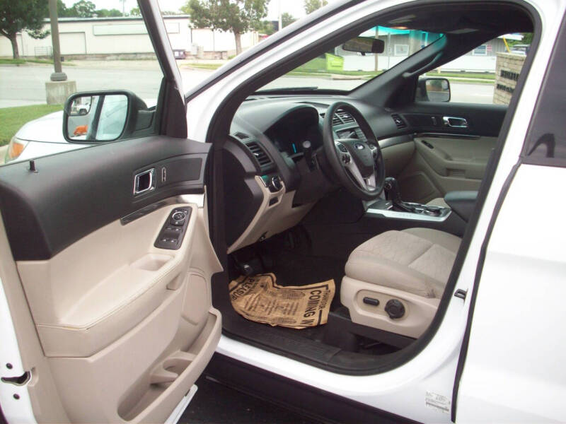 2015 Ford Explorer