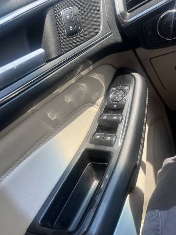 2017 Ford Edge Titanium