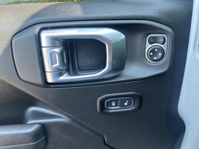 2025 Jeep Gladiator Mojave